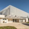 Facade sud du groupe scolaire Les Chênes à Beauzelle / C+2B Architecture / Crédit photo = Envirobat Occitanie