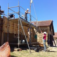 Chantier mur en pisé