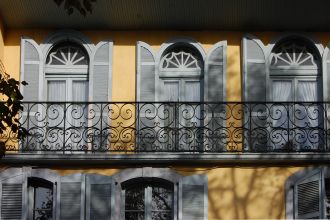 Portes balconières du XIXème à Tarbes