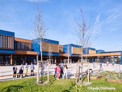 Vue du groupe scolaire intercommunal Canta Lauseta - 360° Architecture - ©Kevin Dolmaire