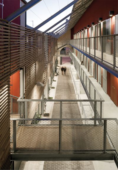 Canal, Atelier d’architecture, 41 logement sur les traces d’anciens entrepôts à Bordeaux